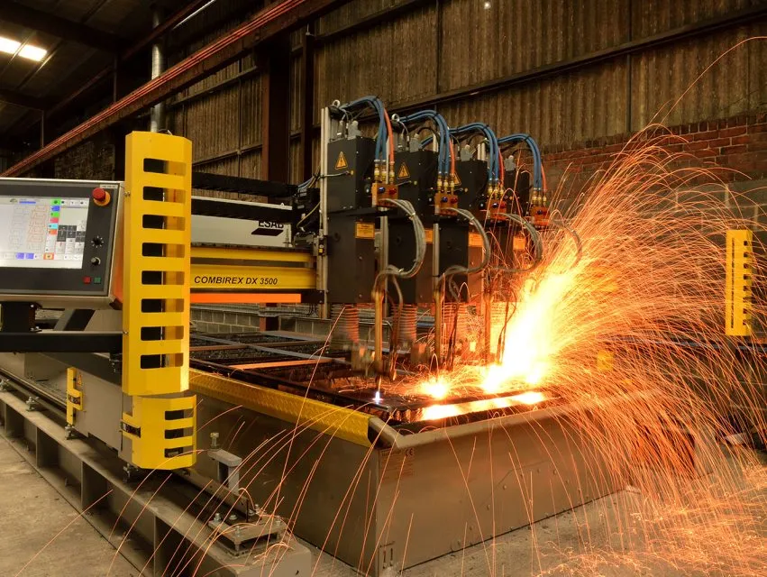 The ESAB Combirex series is renowned for its durable construction and precision cutting capabilities. These flame profiling machines are specially designed to handle demanding industrial applications where accuracy and efficiency are essential. By integrating automated CNC technology with high-performance cutting torches, the ESAB Combirex ensures consistent results, even for complex and intricate flame cut profiles.
